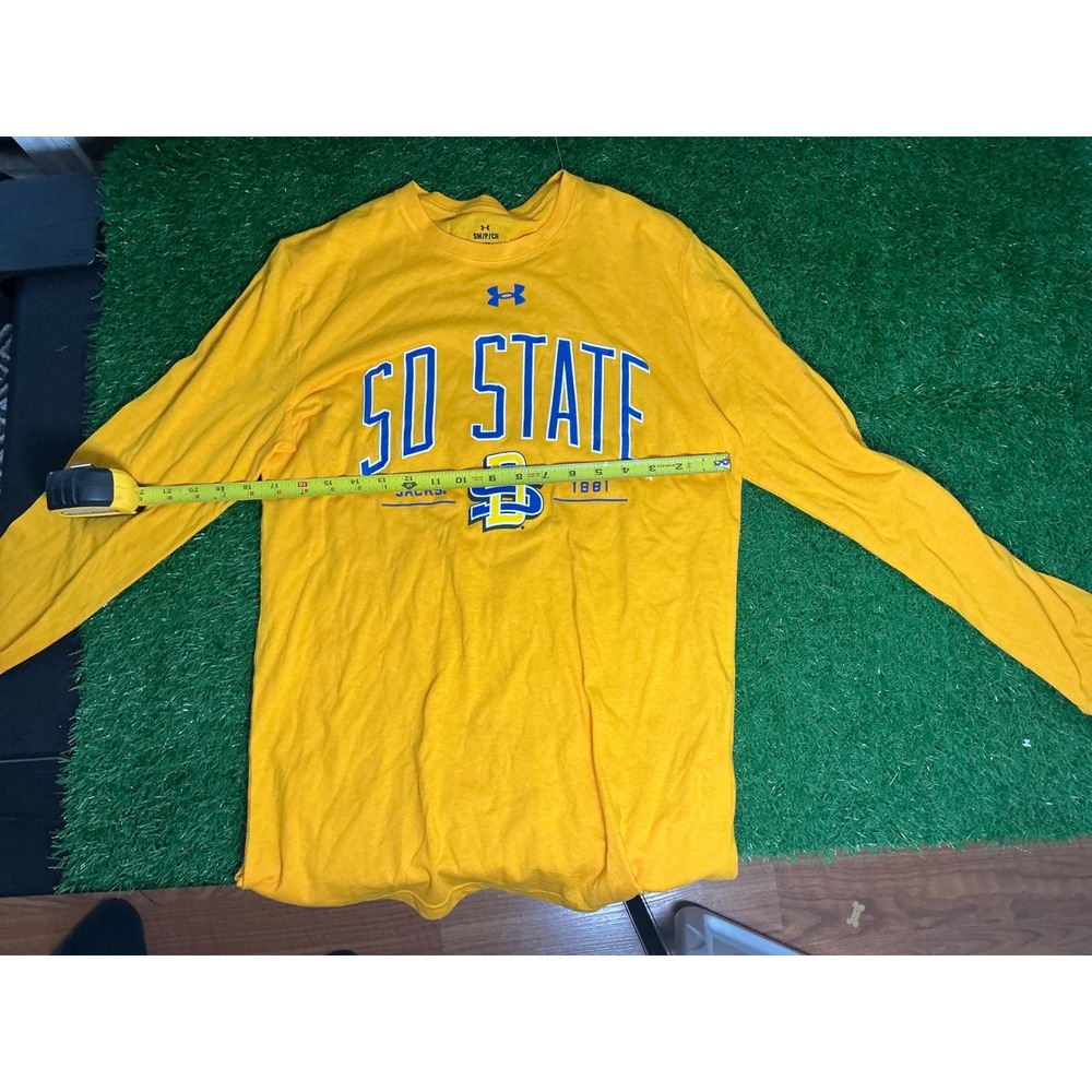 Under Armour South Dakota State University SDSU Long Sleeve Shirt Yellow Small